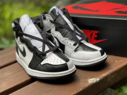 Pure original version_ Air Jordan 1 High OG _INVERT_ Panda Black and White_ Item Number_ DR0501-101_ full code shipment 40--47.5-dfce1c1e